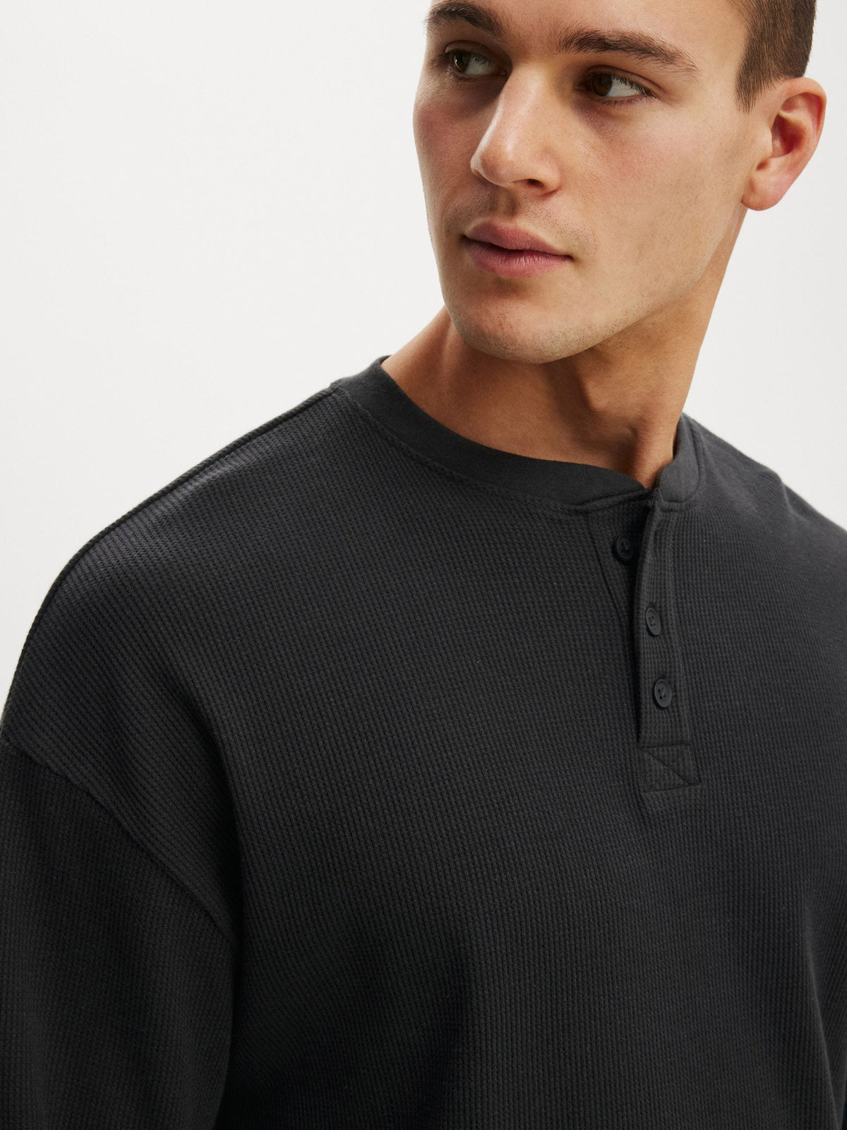 Waffle Henley Boxy Fit (Black)