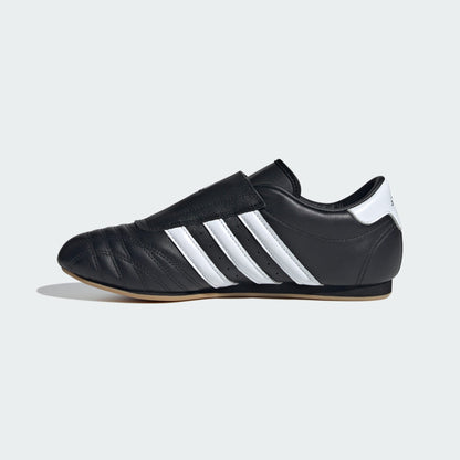 Casual Unisex (Core Black/cloud White/Gum)