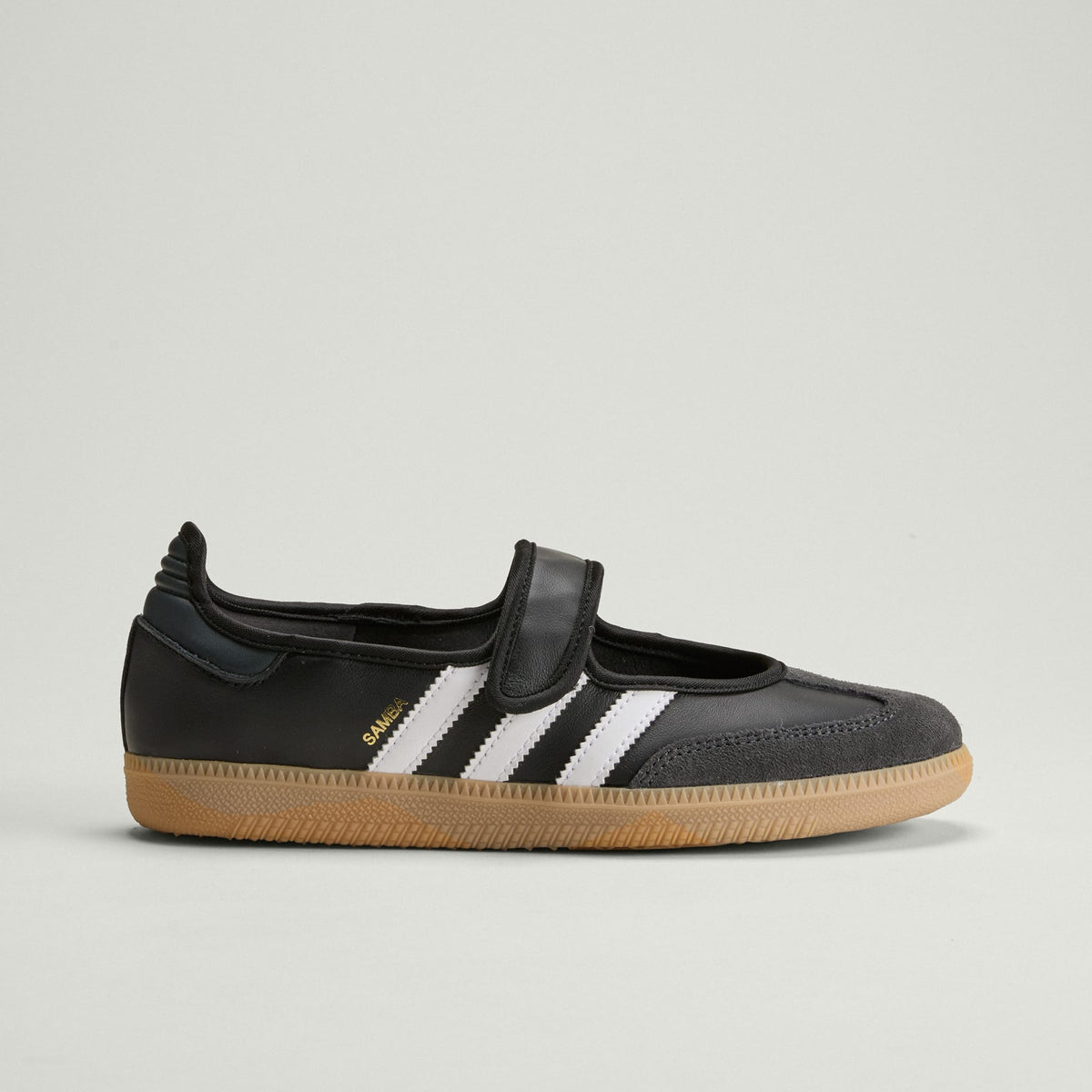 Jane Shoes (Cloud White/Carbon/Core Black)
