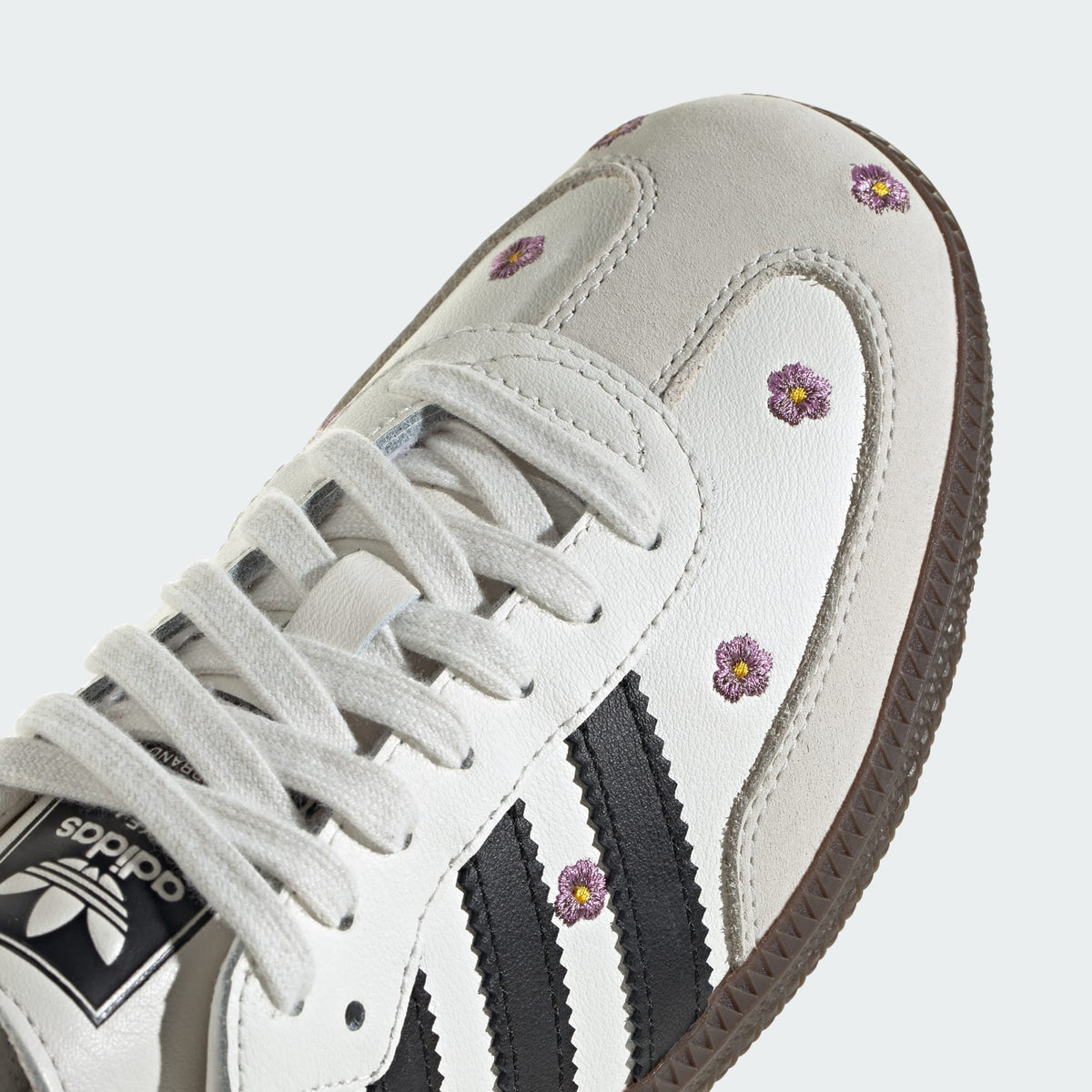 Casual Unisex Floral (Cloud White)