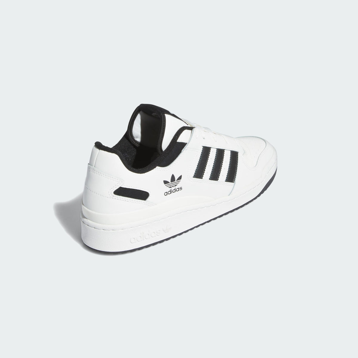 Casual Unisex (Core White/Core Black/Core White)