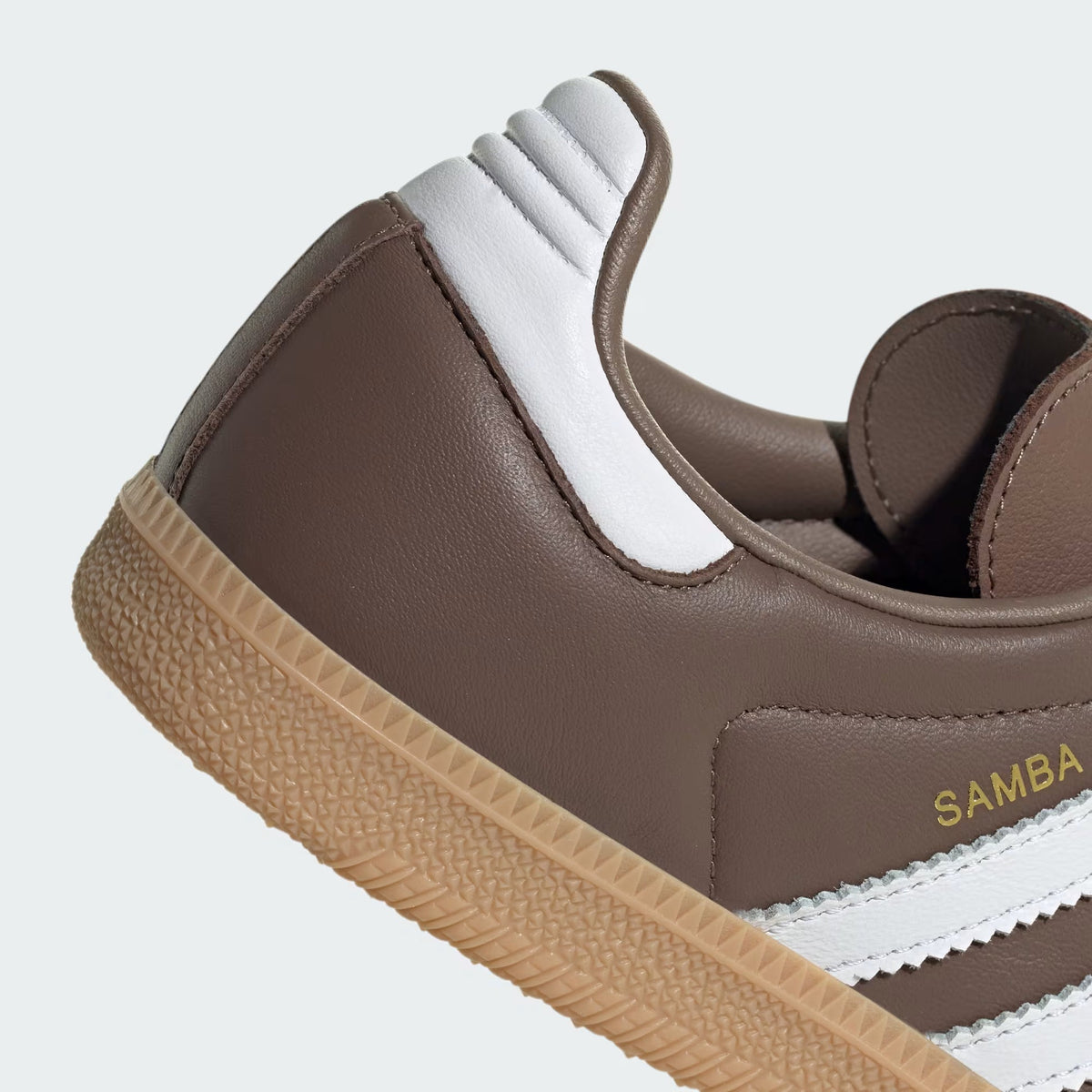 Casual Unisex 
(Earth Strata Gum)