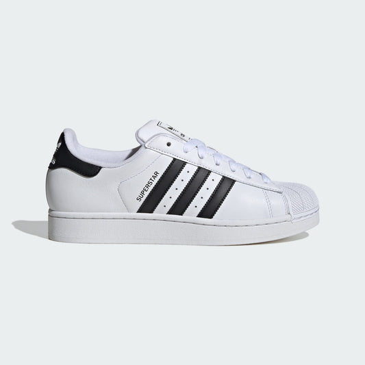 Casual Unisex (Cloud White/Core Black/Cloud White)