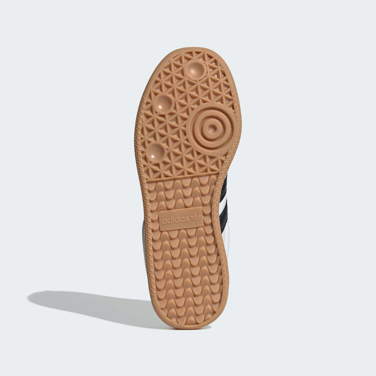 XLG Casual Unisex (Cloud White/Core Black/Gum)