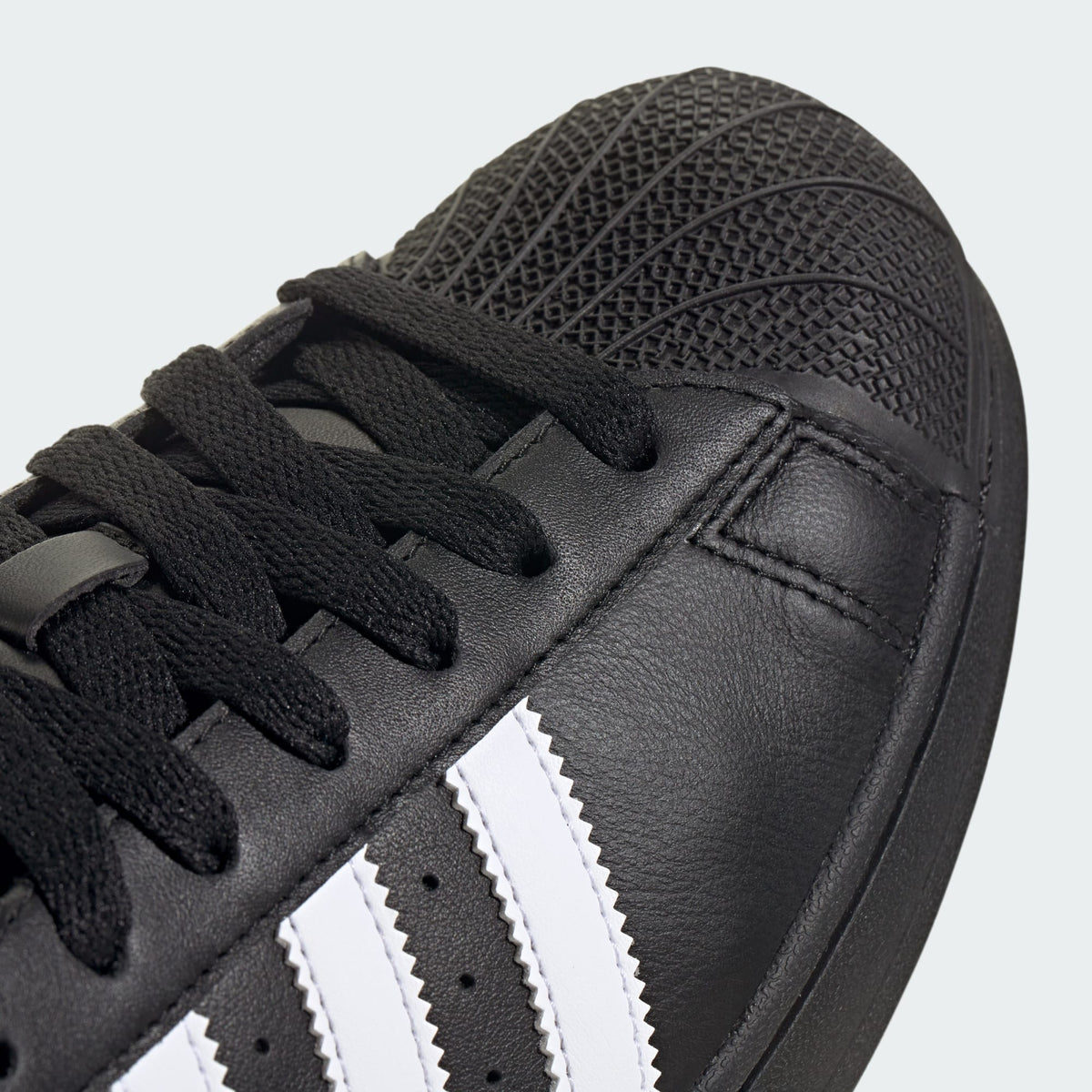 Casual Unisex (Core Black/Cloud White/Core Black)