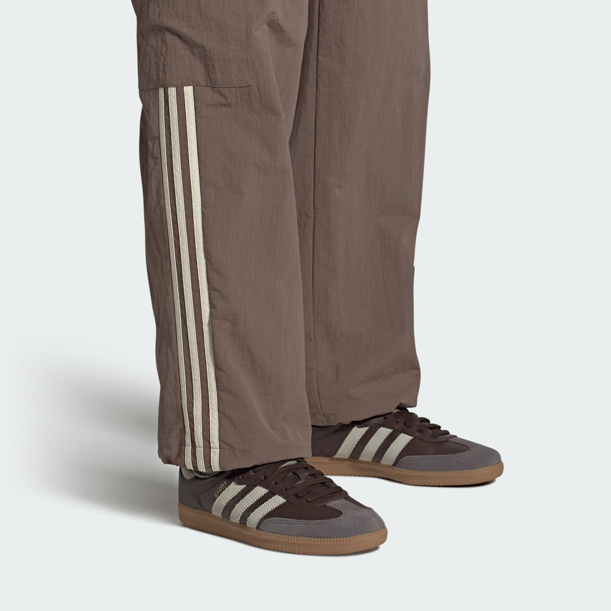 Casual Unisex 
(Brown/Putty Grey/Gold Metallic)