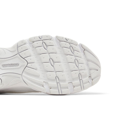 UNISEX (TRIPLE WHITE)