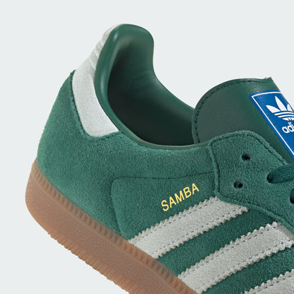 Casual Unisex 
(Collegiate Green/Cloud White/Gum)
