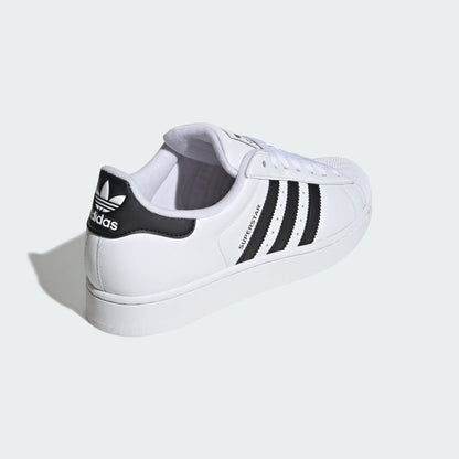 Casual Unisex (Cloud White/Core Black/Cloud White)