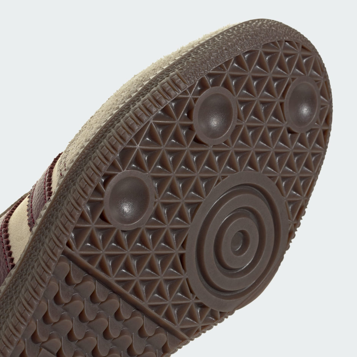 Casual Unisex (Wonder White/Maroon/Putty Grey)