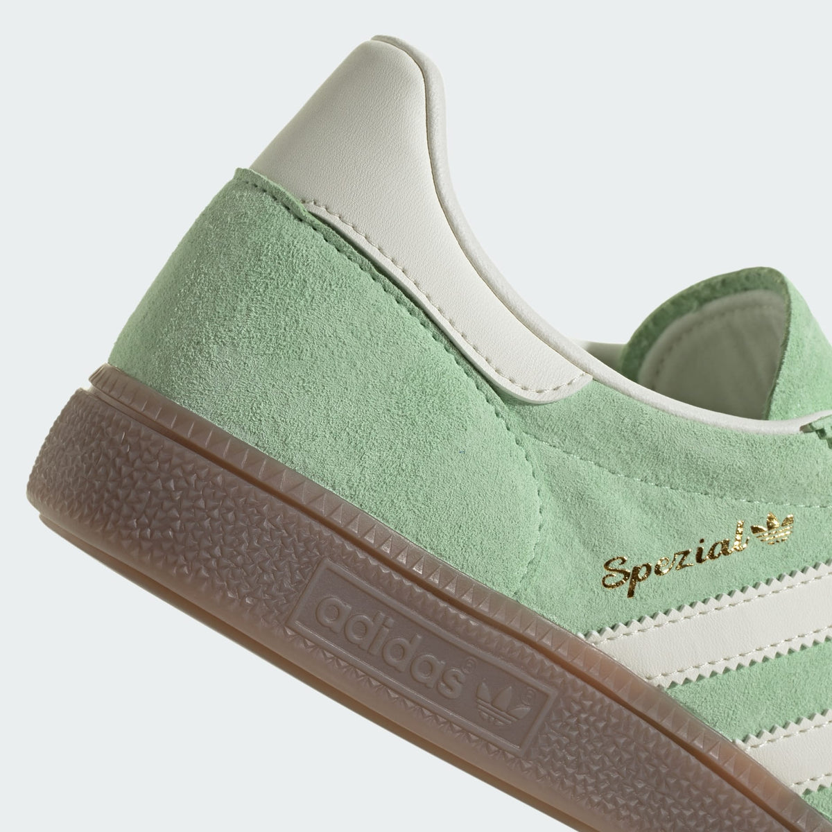 Casual Unisex (Semi Green Spark/Off White/Gum)