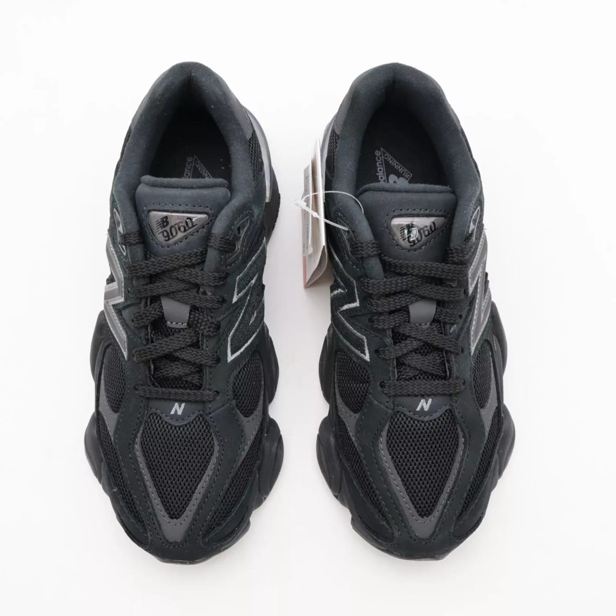 UNISEX (TRIPLE BLACK CEMENT)