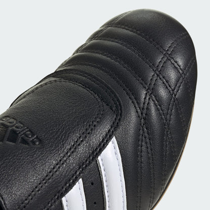 Casual Unisex (Core Black/cloud White/Gum)
